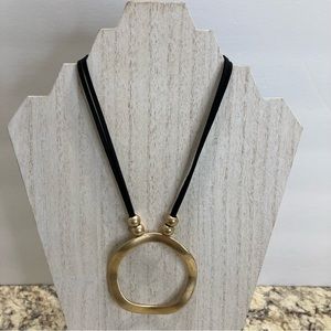 long black and gold 18.5” necklace round beaded pendant necklace